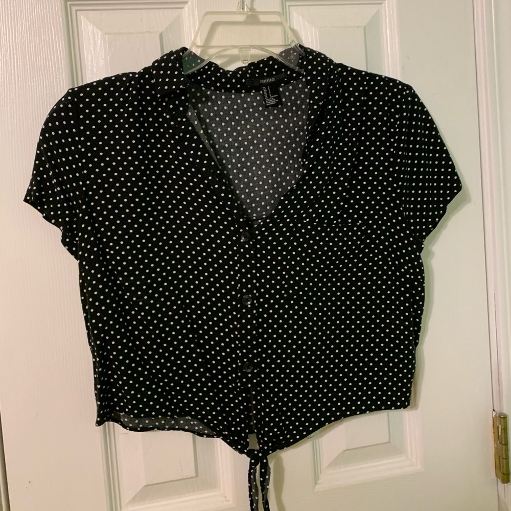 Cropped polka dot rockabilly shirt